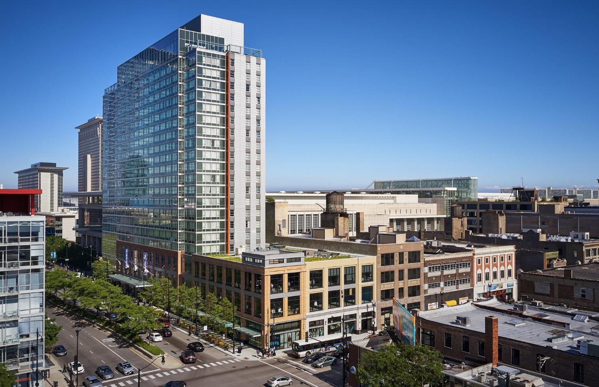 Home2 Suites By Hilton Chicago Mccormick Place Exteriör bild