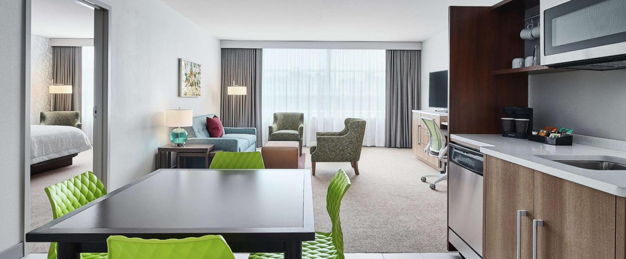 Home2 Suites By Hilton Chicago Mccormick Place Exteriör bild